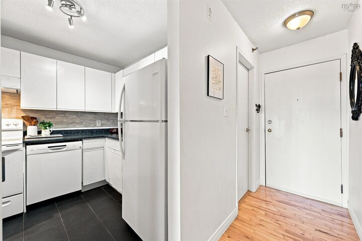 Property Photo:  401 3600 John Parr Drive  NS B3K 5V3 