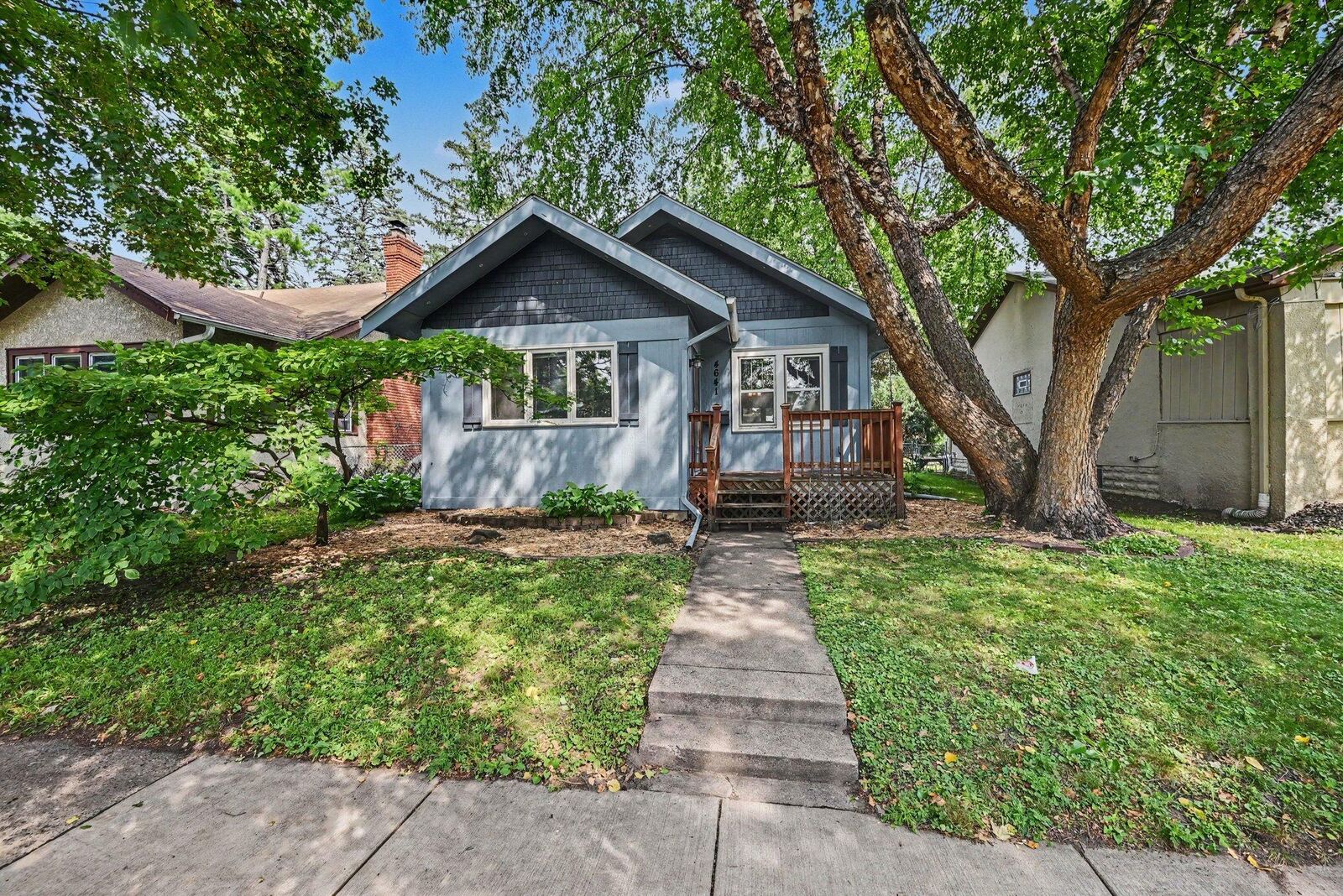 Property Photo: 4641 Oakland Avenue MN 55407