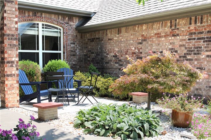 Property Photo:  5401 S 61st Street  AR 72758 