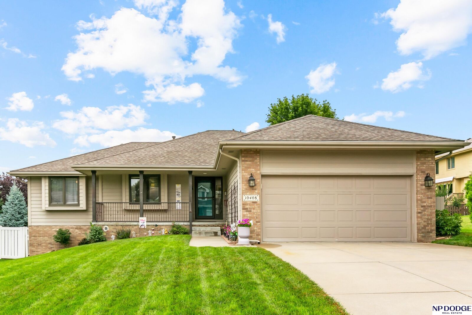 Property Photo:  10408 Newport Avenue  NE 68122 