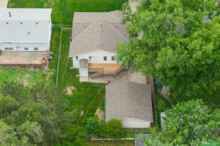 Property Photo: 2335 S 123 Street NE 68144