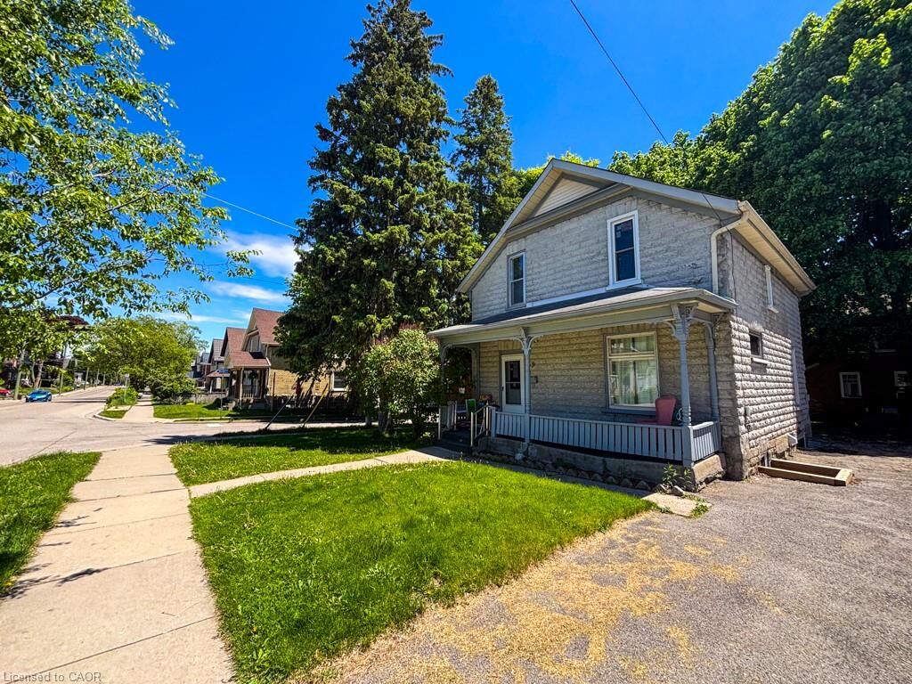 Property Photo:  39 Krug Street 2  ON N2H 2X4 