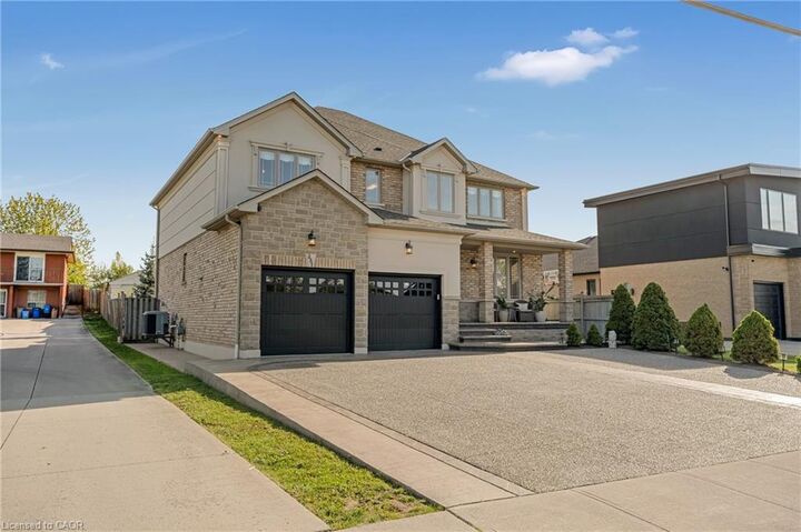 Property Photo:  351 Highland Road W  ON L8J 2S2 