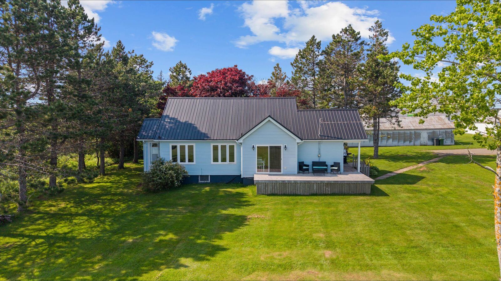 Property Photo: 3783 East Point Road PE C0A 2B0