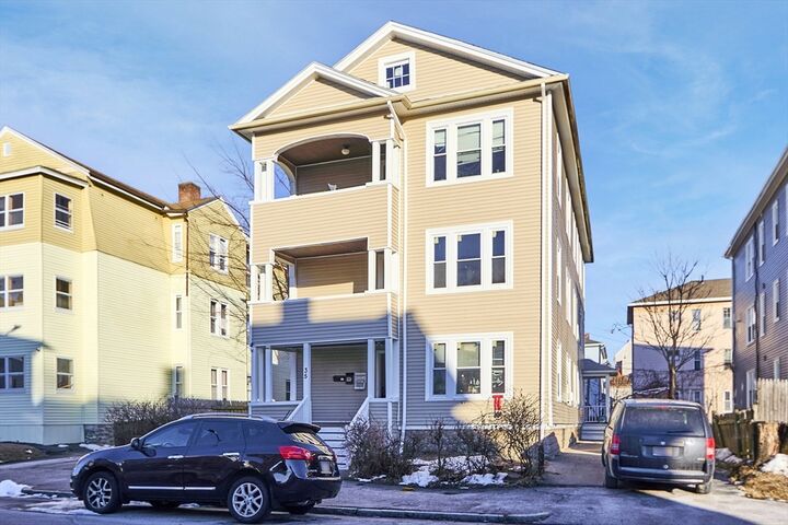 Property Photo:  35 Arthur St 2&Amp3  MA 01604 