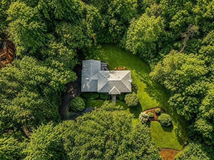 Property Photo:  25 Laxfield Rd  MA 02493 