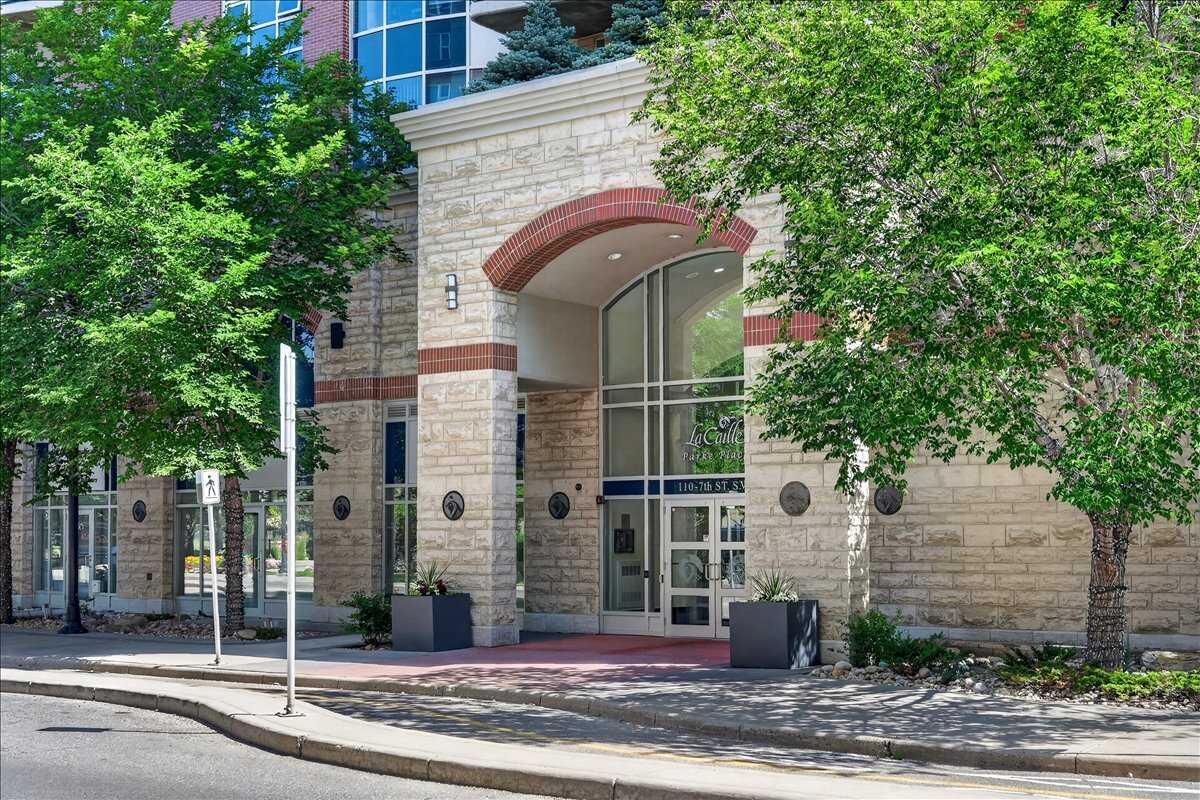 Property Photo: 110 7 Street SW 603 AB T2P 5M9