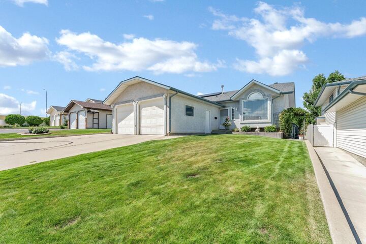 78 Rundle Road SE — photo 1
