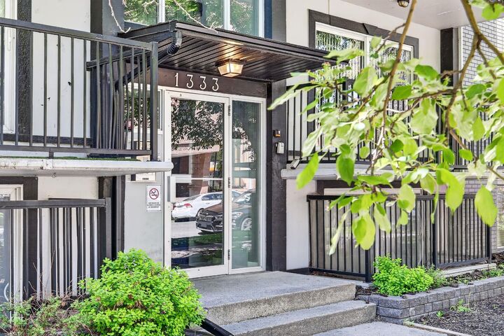 Property Photo:  1333 13 Avenue SW 103  AB T3C 0T4 
