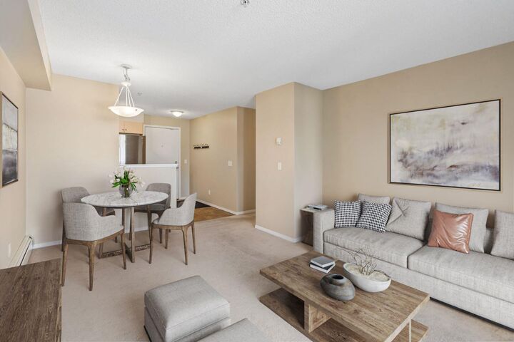 Property Photo: 8 Bridlecrest Drive SW 1305 AB T2Y 0H6
