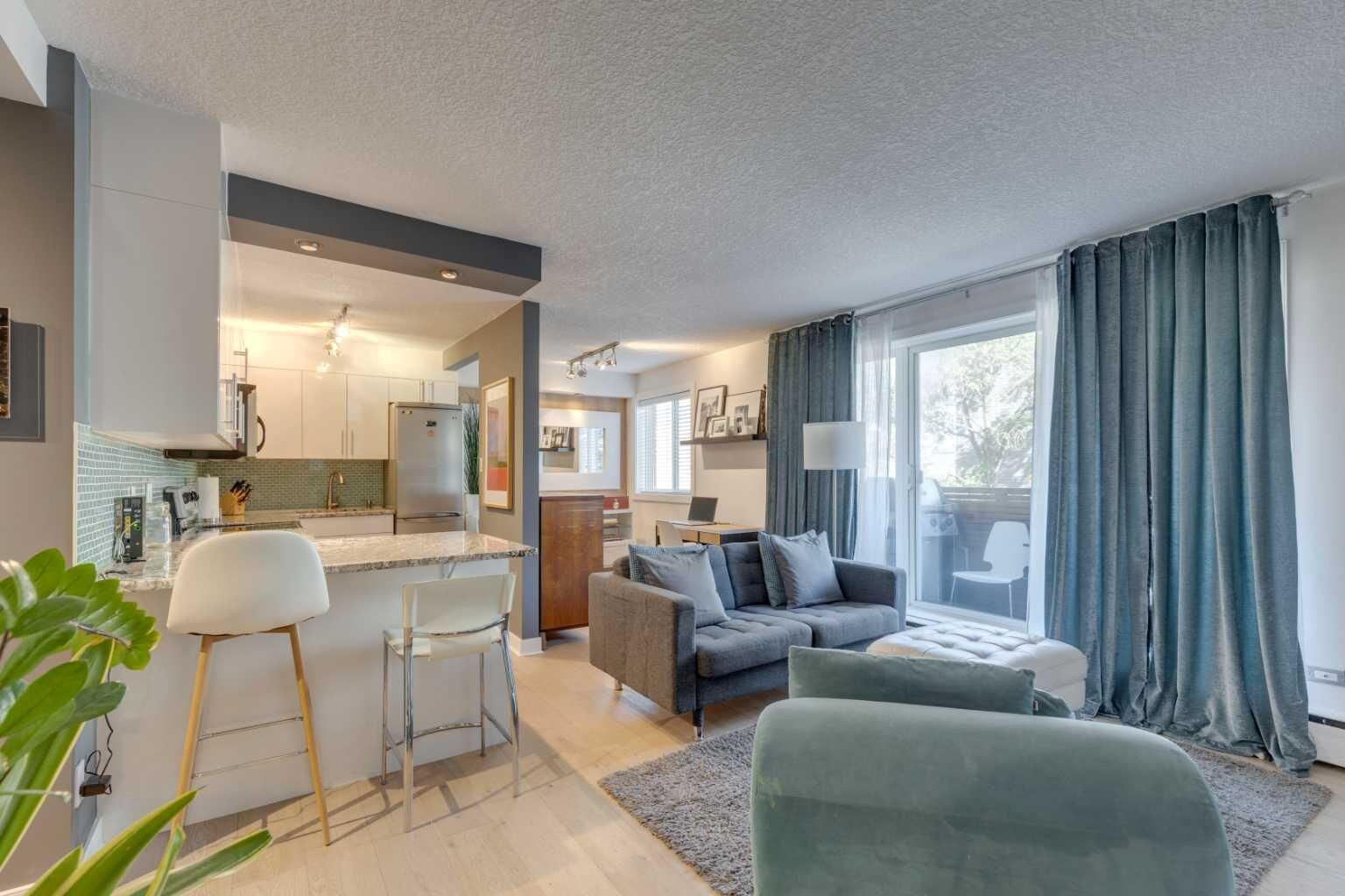 Property Photo: 1904 10 Street SW 304 AB T2T 3G1