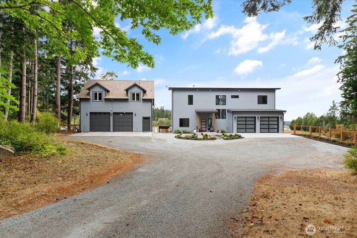 Property Photo: 1423 Rose Lane WA 98277