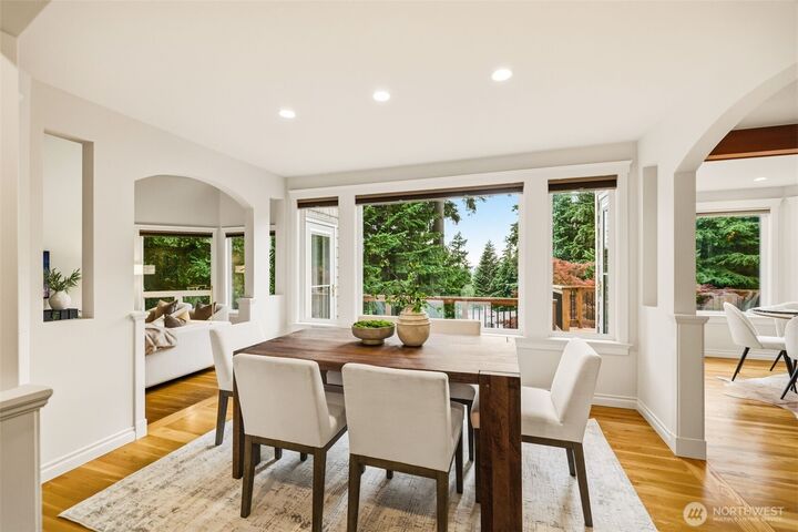 Property Photo:  11113 NE 38th Place  WA 98004 