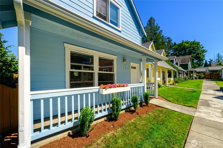 Property Photo:  1318 N 184th Court #12  WA 98177 