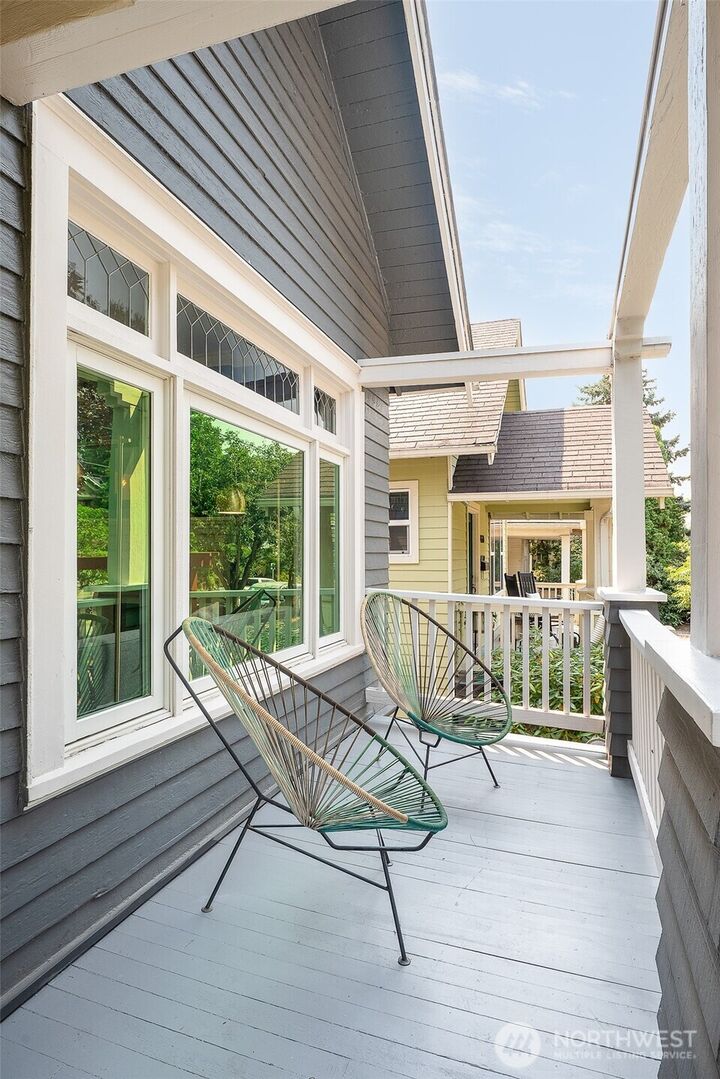 Property Photo: 6534 19th Avenue NE WA 98115