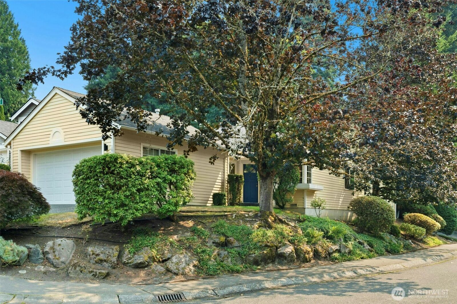 Property Photo: 10141 NE 126th Street WA 98034