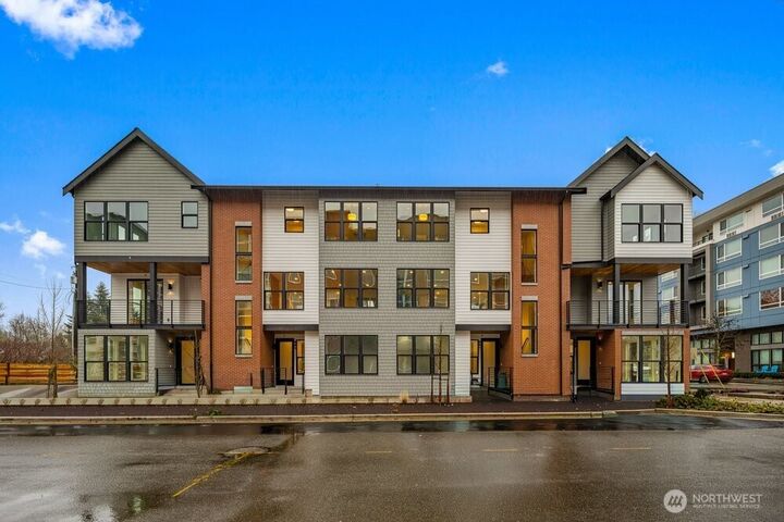 Property Photo: 968 7th Ave NW (Homesite #5) WA 98027