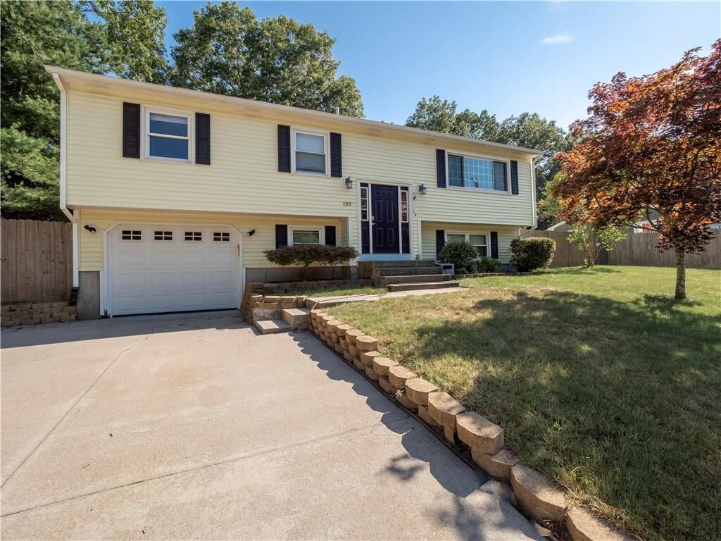 Property Photo:  150 Acorn Lane  RI 02893 