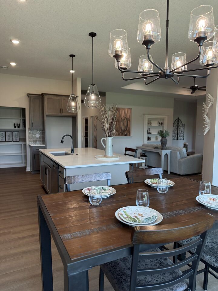 Property Photo:  1619 N Forestview Ct  KS 67235 