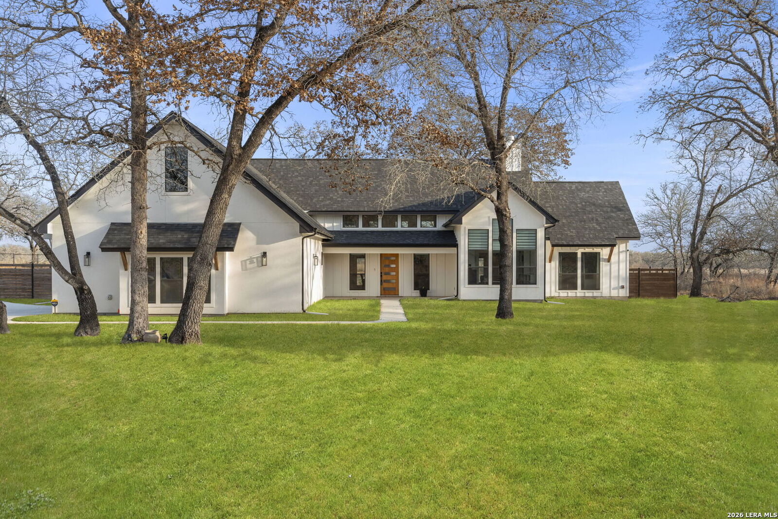 Property Photo:  200 Oak Fields Dr  TX 78114 