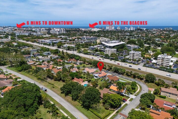 Property Photo: 1543 SW 1st Ave FL 33432