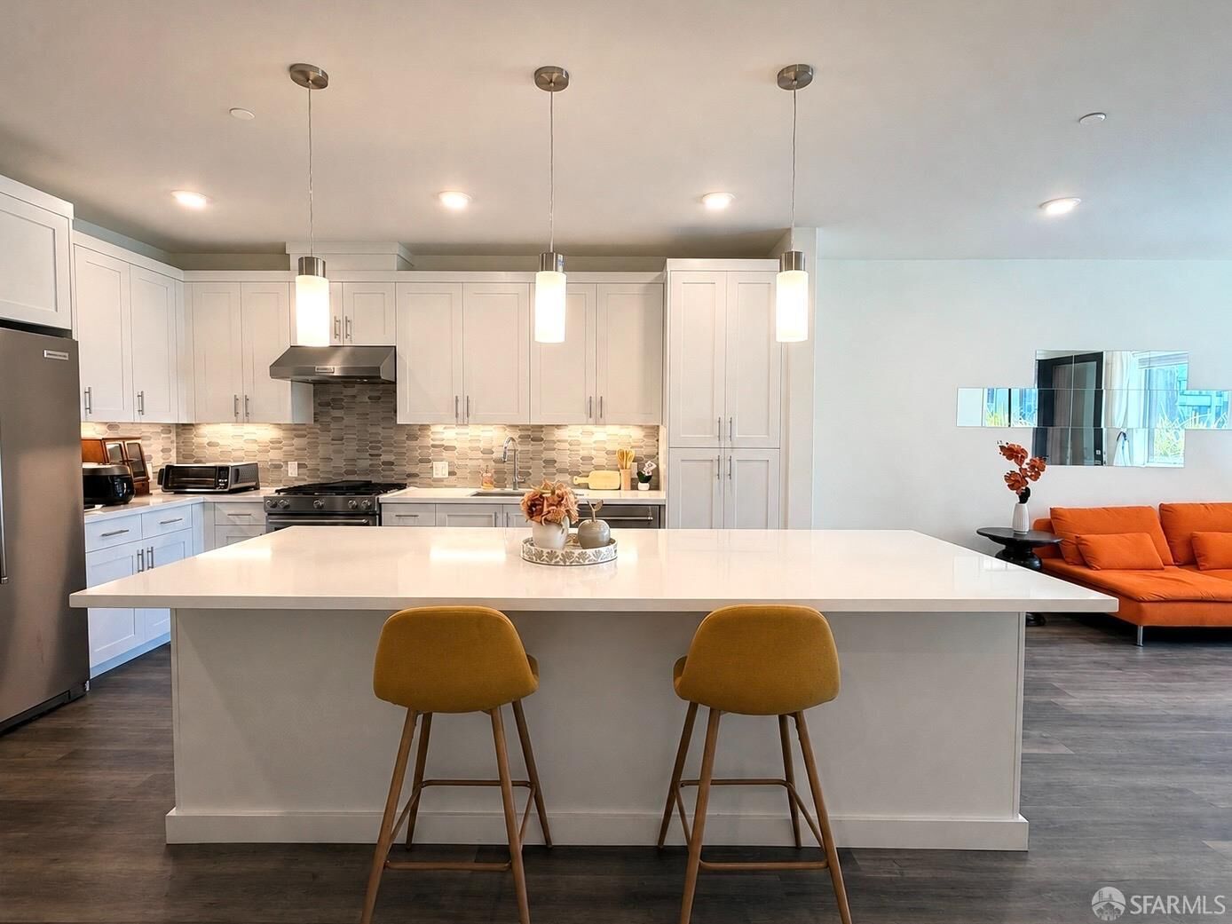 Property Photo: 3578 Rambla Place 316 CA 95051