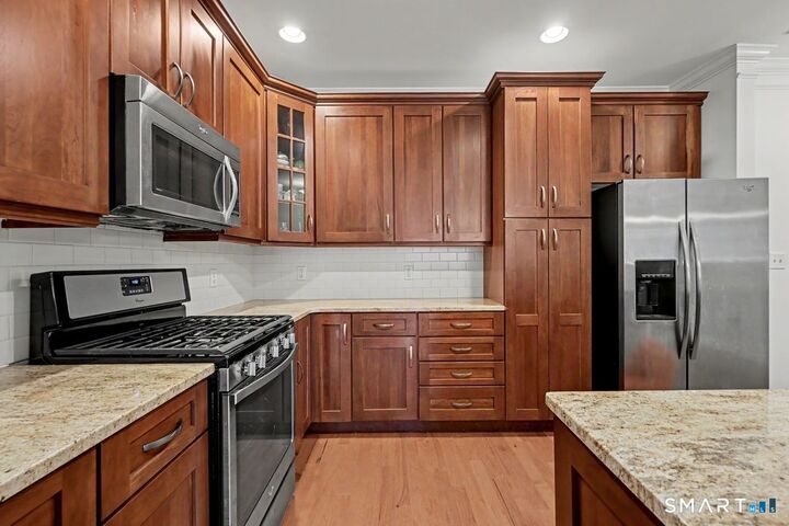 Property Photo:  215 Center Meadow Lane 215  CT 06810 