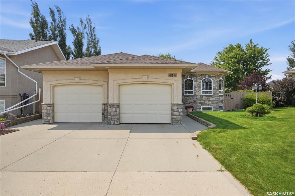 Property Photo:  418 Bourgonje Court  SK S7S 1L7 