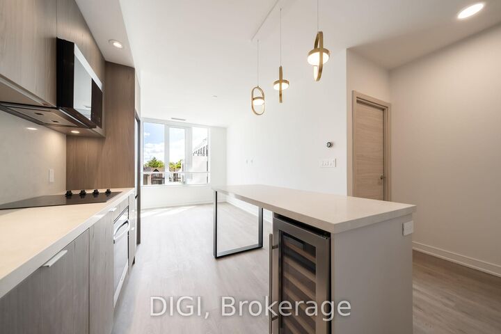 Property Photo:  485 Perth Avenue W320  ON M6N 0B9 
