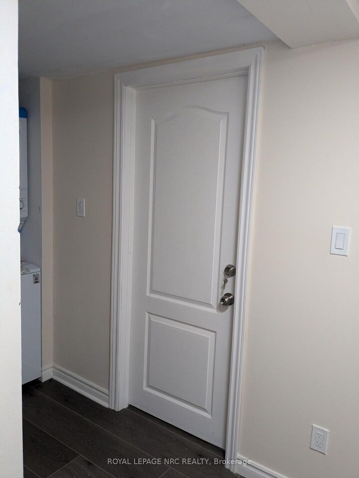 Property Photo:  187 Neff Street Lower  ON L3K 3T7 