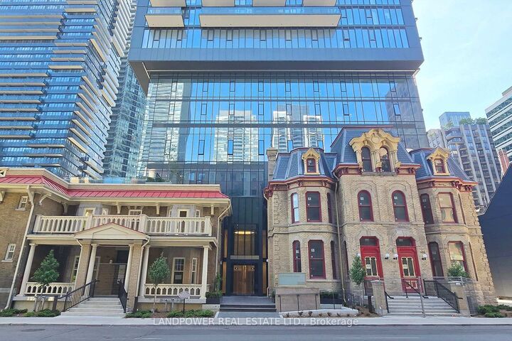 Property Photo: 634 Church Street 3605 ON M4Y 0G9