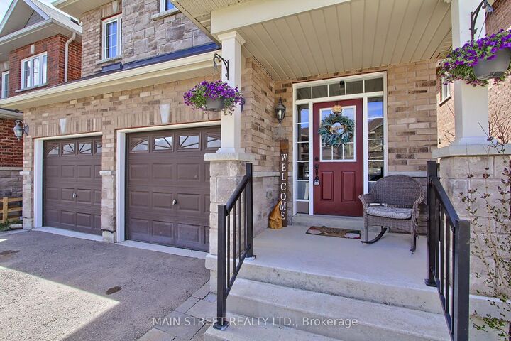42 Prosser Crescent — photo 1