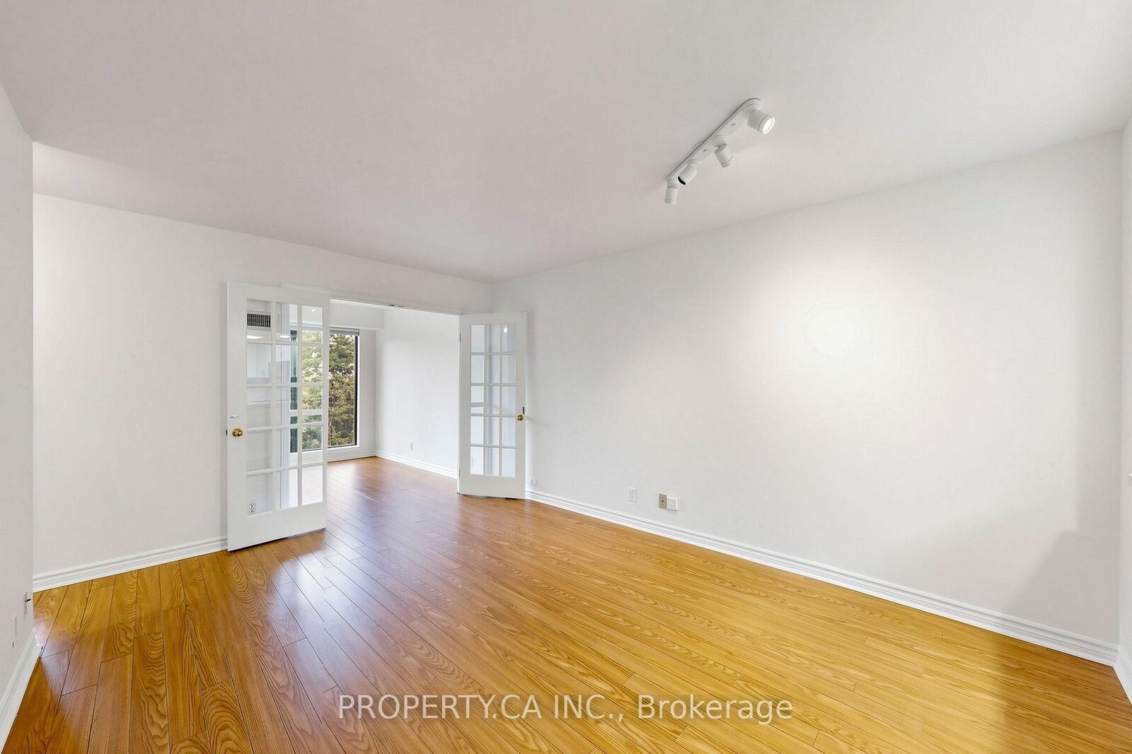 Photo de la propriété:  456 College Street 310  ON M6G 4A3 