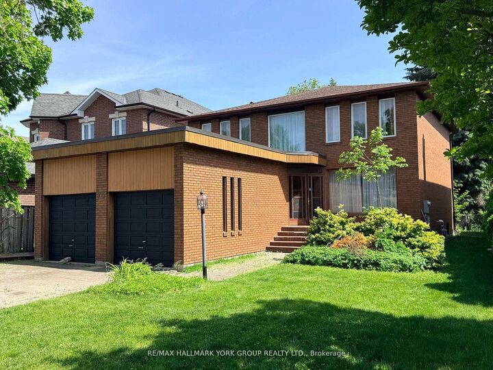 Property Photo:  75 Spruce Avenue  ON L4C 6V9 
