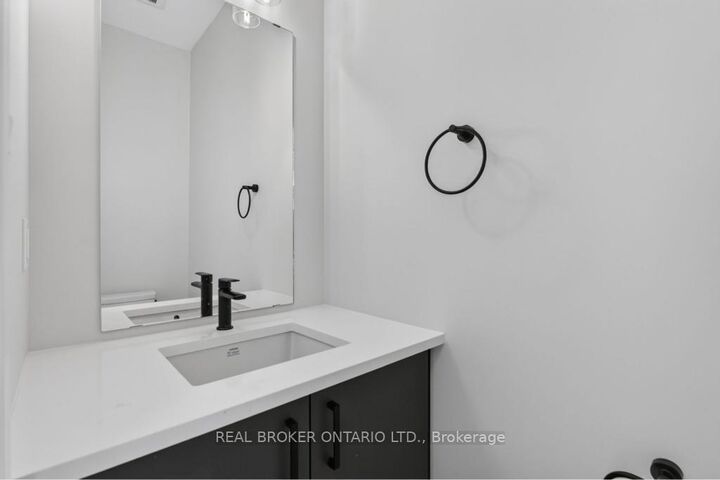 Property Photo: 6632 Alexa Common ON L2G 7H5