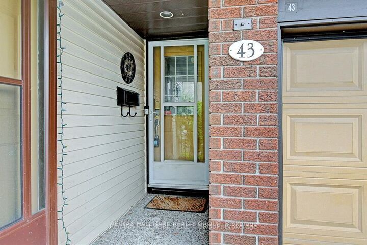 Property Photo:  43 Haxby Private 51  ON K1T 3B7 
