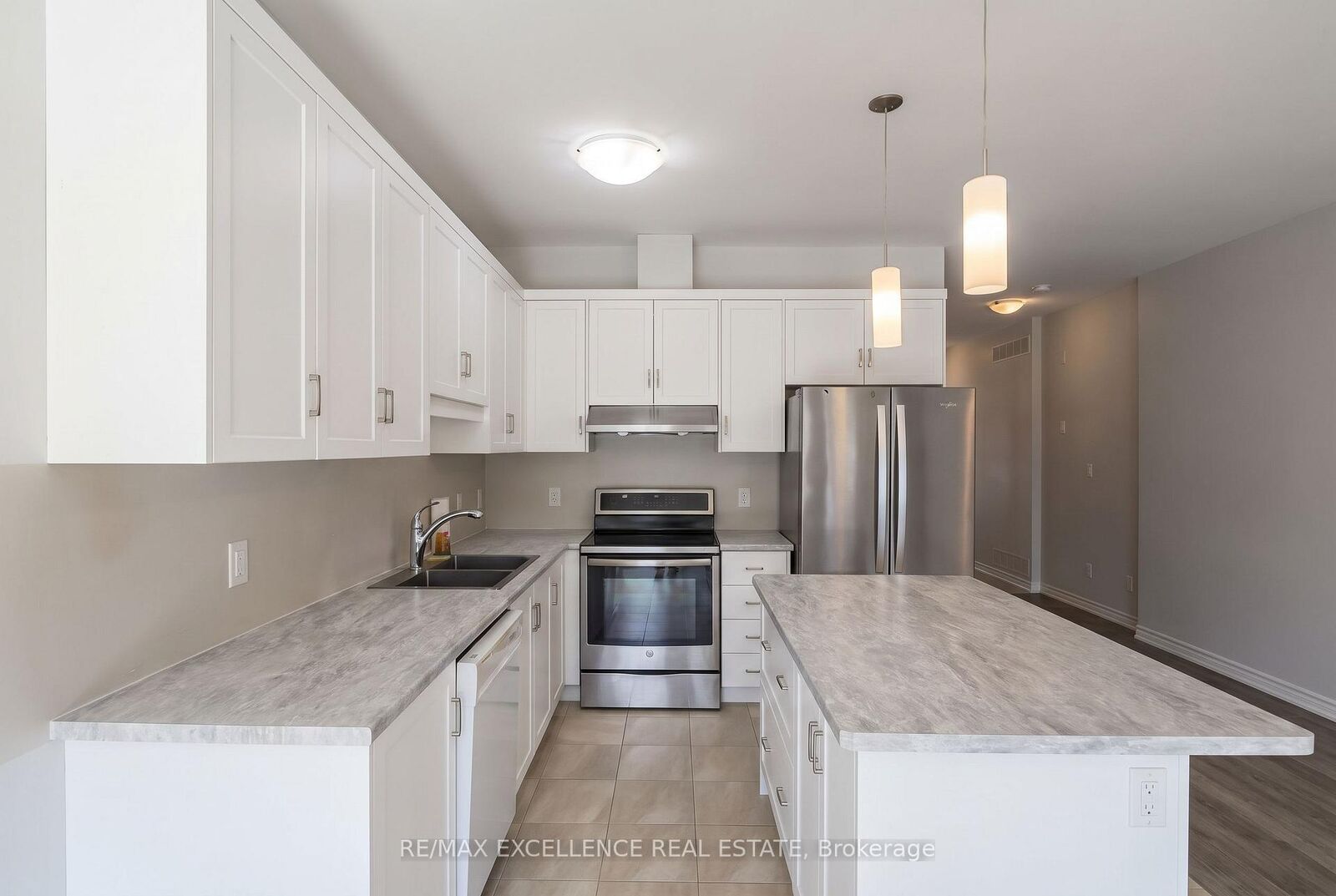 Property Photo: 186 Louise Street ON L3B 1S9