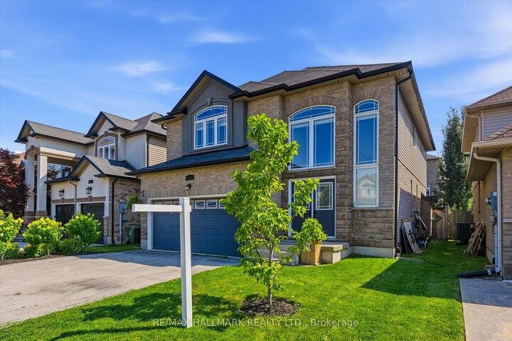 Property Photo:  1334 Upper Paradise Road  ON L9B 0C3 