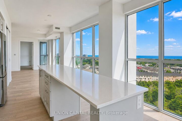 Property Photo:  1063 Douglas McCurdy Common 1104  ON L5G 0C5 