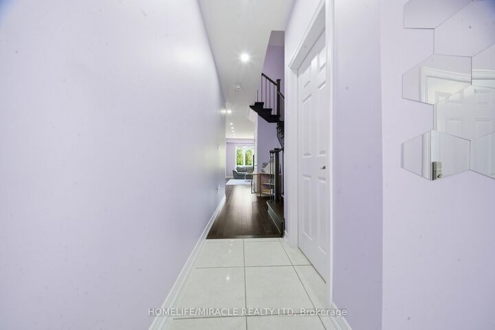 Property Photo:  166 Deerpath Drive 32  ON N1K 0E2 