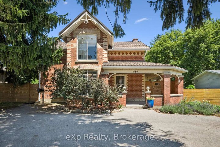 650 St David St, North Road — photo 1
