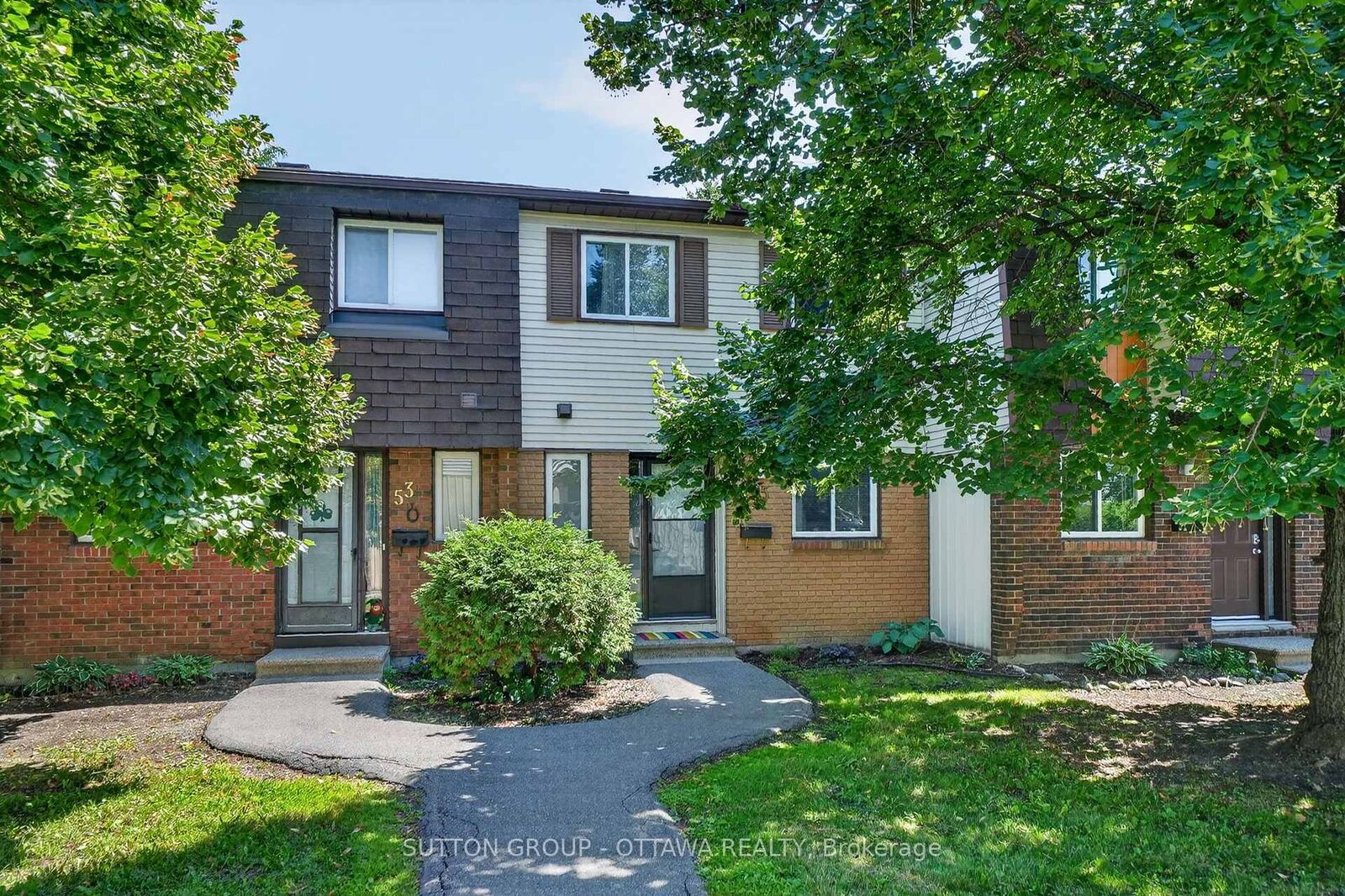 Property Photo:  55 Pixley N/A  ON K1G 4C3 