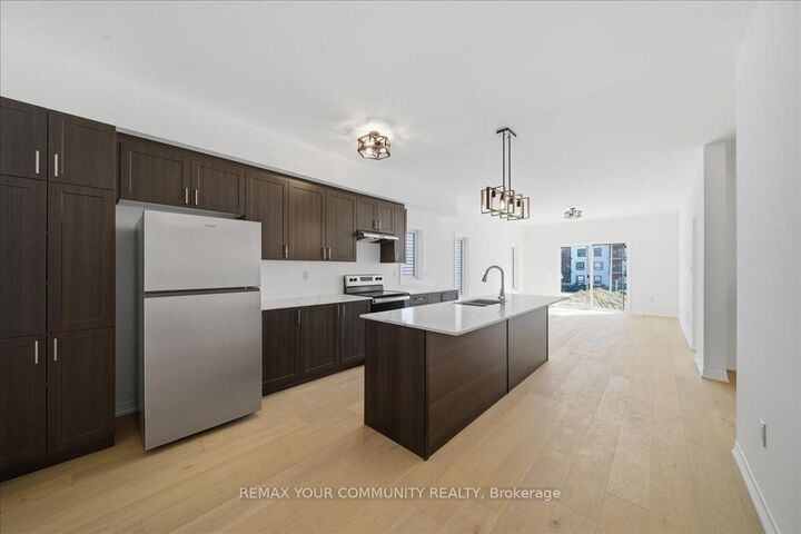 Property Photo:  26 Flan Boulevard  ON L9J 0E1 