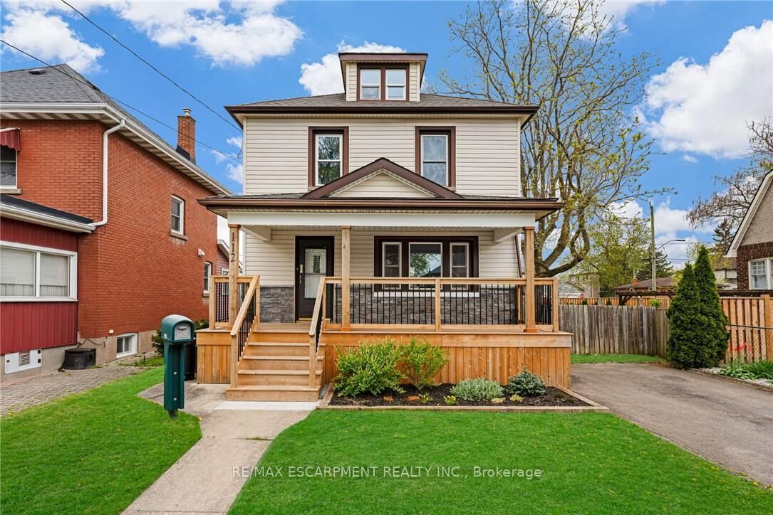 Property Photo:  112 Oakland Avenue  ON L3C 2C1 