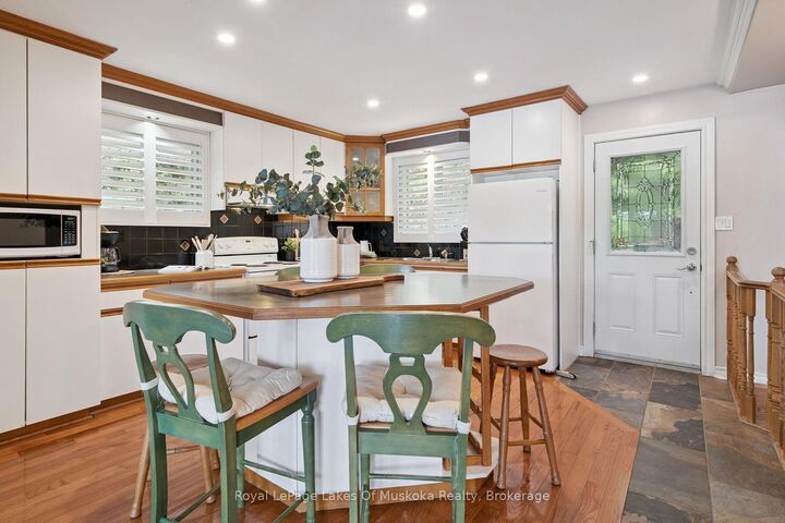 1082 Kawagama Lake Road — photo 1