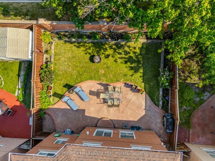 Property Photo: 252 Mountainberry Road ON L6R 1H9