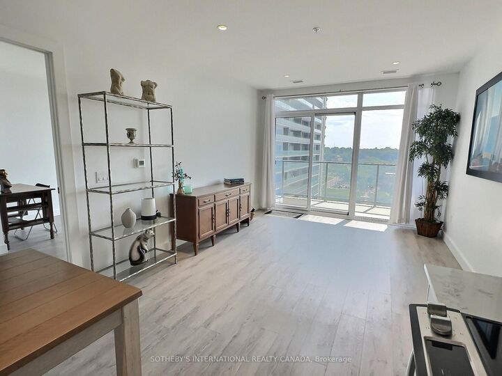 Property Photo:  15 Glebe Street 1107  ON N1S 2L8 