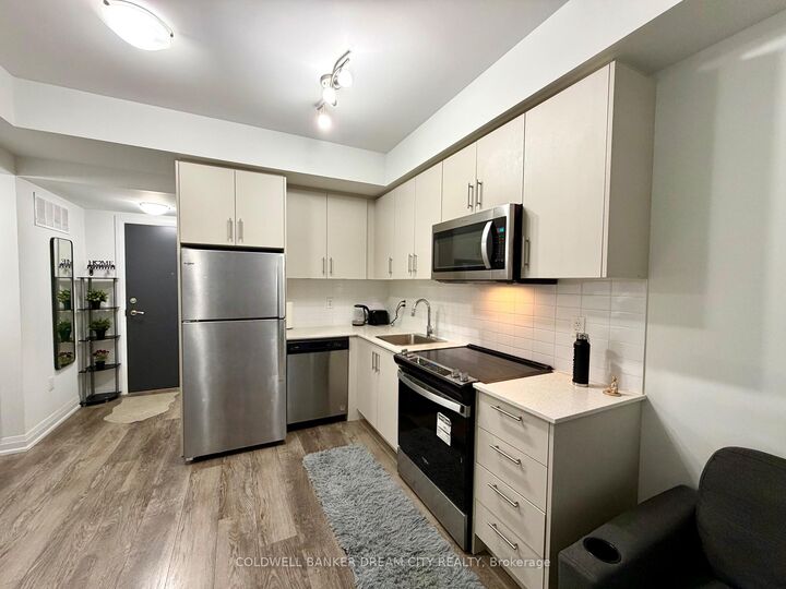 Property Photo:  95 Attmar Drive 113  ON L6P 0Y6 