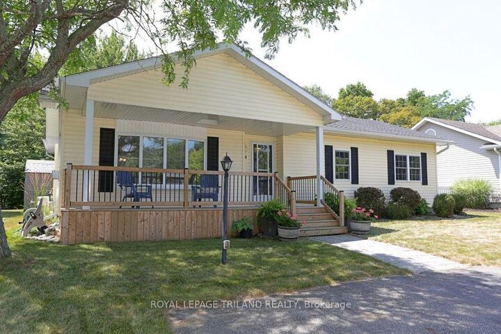 348 Shannon Boulevard — photo 1