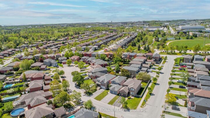 Property Photo: 3 Teal Place ON L4N 8W1